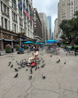 Lucie Šafářová Instagram - NYC jsem vždy měla spojený s US Open a poprvé jsem ho zažila, jako turista s dětma. Není to město pro děti, ale najdou se tam pro ně fajn atrakce! Teď už jen sledujeme Us Open v tv a fandíme našim nadějím! 
#summer #ftb #holidays 

NYC tourists… with kids u explore very different stuff than adults only lol! It was still fun times! #summer #vacation #tbf 

@tomasplekanec