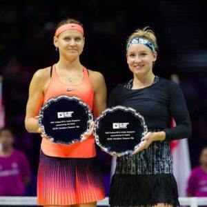 Lucie Šafářová Instagram - 👑 11 společných WTA titulů z toho 5 na grandslamech. 👀 Připomeňte si největší úspěchy @lucie.safarova s @matteksands. 🎾👇

🏆 Australian Open 2015
🏆 Roland Garros 2015
🏆 US Open 2016
🥈 Finále turnaje mistryň 2016
🏆 Australian Open 2017
🏆 Roland Garros 2017

Které vítězství  #TeamBucie vám utkvělo v paměti nejvíc? 💌 

#livesportpragueopen #wta #prague #tennis