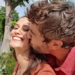 Lucie Lucas Instagram - La famille Clem vous souhaite un très bon week-end et une belle fin de vacances avant de se retrouver lundi prochain à 21h10 sur @tf1 et @mytf1_off pour nos deux épisodes de retrouvailles 🥰🫶✨ #clem #retrouvailles #verysoon #serie #tf1 #mytf1 #famille #ensemble #amour @clem_tf1