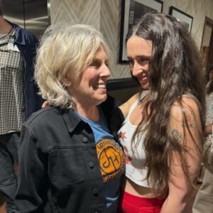 Lucinda Williams Instagram - What a night 🪩✨ thank you @waxa_katie 🖤