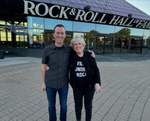 Lucinda Williams Instagram - Had a great day off in Cleveland, finally got to tour @rockhall 🤘and remember our dear friend at the Mojo Nixon exhibit 🕊️

catch us TONIGHT at the @byhamtheater for one of our Don’t Tell Anybody The Secrets shows ❤️‍🔥