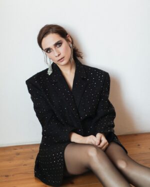 Lucrezia Guidone Instagram - 🫶🏻

Foto @ericafava 
Styling @valeriajmarchetti 
Muah @fulviatellone @simonebelliagency 
Look @sandroparis @annabollatipr 

@studio_ventuno_roma