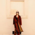 Lucrezia Guidone Instagram - Sanremo è finito. Ora aspettate di più i fiori di San Valentino o i nuovi episodi? 😎 ci vediamo il 14 febbraio su @instarai2 e @raiplay_official 🫶🏻 Nell’ultima foto io quando mi chiedo che domanda sia. #marefuori4 #vitadilú