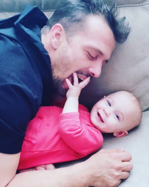 Lucy Dubinchik Instagram - וביום השישי 💟