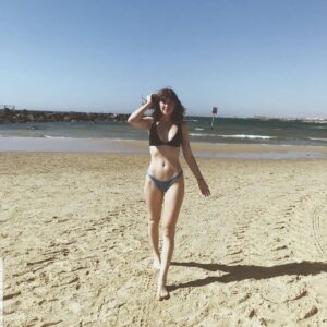 Lucy Dubinchik Instagram - אחותי הקטנה שאפה שאין דברים כאלה ..