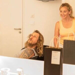 Ludivine Sagnier Instagram - Merci Toulon @chatolib_sn @charles__berling c’était merveilleux de jouer chez vous.
📷 @vincentberenger 
#leconsentement 

@_sebdavis_ 
@day.bellini 
@pierrebelleville 
@donwarn 
@alwynedard @donwarn #remynicolas