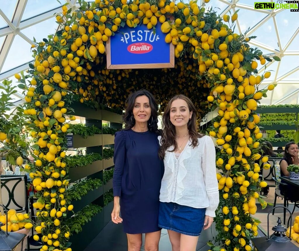 Ludovica Gargari Instagram - Maggio sei stato una montagna russa meravigliosa, da pazzi, ma stupenda 🎢