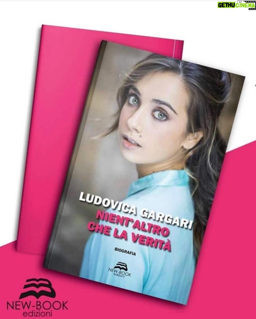 Ludovica Gargari Instagram - Vi racconto di me 🌸 e del mio lavoro ! in 10 punti, i più importanti ! 1. Ciao Sono Lulù e sono una Chef Digitale, amo cucinare in modo “sano” e quotidiano, presto attenzione agli ingredienti, alla provenienza, alla stagionalità e aggiungo un tocco di tecnica e creatività 2. . Altri invece mi ricorderanno come “Livietta” di “Provaci ancora prof”, ebbene sì, perché ho un passato da attrice,dal 2005 ha fatto parte di diverse serie tv e film al cinema (Ex, Giovanni Falcone, Una buona stagione, 2 imbroglioni e mezzo…..) 3. il cibo è diventato per me da nemico, ad amico tramite un percorso lungo che va da sopravvivenza, studio, passione fino a lavoro. Nel 2019, ho mi sono diplomata all’Alma la scuola internazionale di cucina italiana, del maestro Gualtiero Marchesi. 4. da Ottobre 2019 a Marzo 2020 a Milano in stage al “Seta by Antonio Guida” al Mandarin Oriental, sperimentando le diverse partite 5. Nel 2019 sono riuscita a dare un filo conduttore a questo percorso attraverso la pubblicazione del mio primo libro, “Nient altro che La verità “In cui la mia infanzia , la passione per la scrittura , e il cibo trovano finalmente la loro unione. 6. durante la pandemia ho lavorato nella start up Al.ta cucina come recipe producer. 7. Ho sperimentato i social come mezzo di comunicazione e ho pubblicato il mio primo libro di cucina edito da Gribaudo “Farfalle nello stomaco piatti fatti con amore” 8. nel 2022/23 ho fatto 2 programmi televisivi “Lulù Artusi e l’arte di mangiar bene” per FoodNetwork e “Lodo e Lulù” per GamberoRosso 9. Ho iniziato a tenere dei corsi di cucina amatoriali e realizzare cookingshow anche all’estero! 10. Ma qualcosa bolle in pentola e vedrete molto presto !