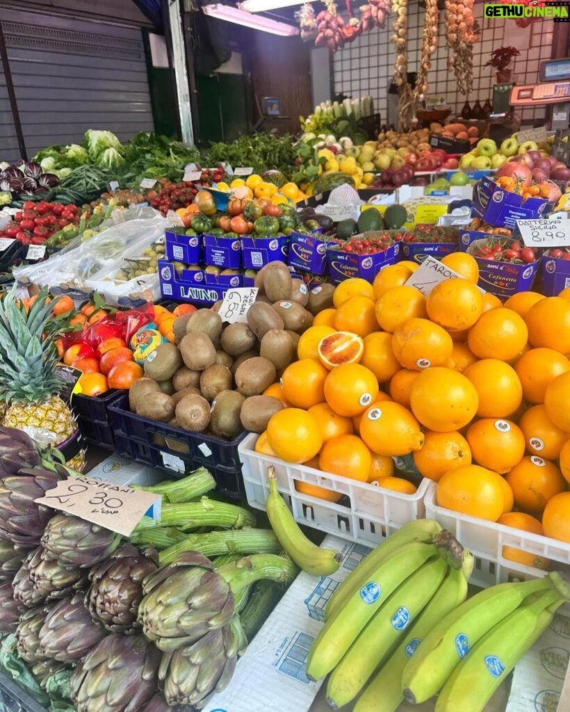 Ludovica Gargari Instagram - Gennaio è acqua e zucchero