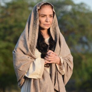 Luiza Tomé Instagram - A responsabilidade de interpretar Maria na temporada 2023 da Paixão de Cristo de Nova Jerusalém será da atriz @luizatomeofic 💙 Ela que encheu a gente de emoção em pleno set de filmagens e já demostrou todo o seu talento e carinho pela personagem nas gravações dos filmes publicitários. Em sua indumentária, sua paleta de cor predomina um belíssimo e rústico tom azul derivado de um fruto chamado jenipapo 🍈🫐

Uma das personagens mais emblemáticas da história da humanidade, Maria foi a escolhida pra ser mãe de Jesus, o filho de Deus. Representar essa mulher em matéria é um grande desafio. Personificar o maior símbolo do sagrado feminino, como uma mulher real, do seu tempo, que representa todas as mulheres, mães… uma mulher corajosa, que amou e sofreu muito. Capaz de resistir sem perder a fé e a esperança. Suas desconhecidas experiências e dificuldades para cumprir a missão de ser mãe, educadora e discípula certamente irá encantar o público durante a temporada ✨

Paixão de Cristo de Nova Jerusalém, de 01 a 08 de abril de 2023. 

Não percam. Venham se emocionar conosco! 🤎

🎟 Ingressos disponíveis no site www.novajerusalem.com.br em até 12x nos cartões de crédito e nos pontos de vendas físicos credenciados, em até 6X em todos os cartões (Verifique a taxa de juros da operadora). 
.⠀
Foto: @fabiojordao⠀⠀
.⠀
#paixãodecristo #novajerusalém #teatro #cultura #semanasanta #atriz #maria #espetáculo #teatroaoarlivre #nordeste #Pernambuco #brasil