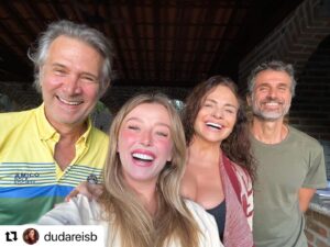 Luiza Tomé Instagram - @paixaodecristooficial 
@dudareisb 
@eribertoleao72 
@nelsonfreitasoficial