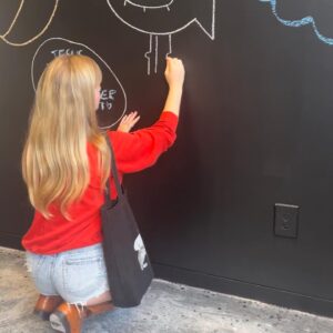Actress Lulu Wilson HD Instagram Photos and Wallpapers October 2023