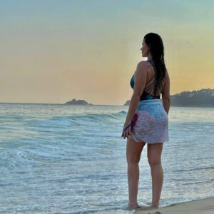 Luma de Oliveira Instagram - Um caso de amor com o Rio! Uma tarde de inverno, um respiro necessário e no mais, não sei explicar, só sei sentir… apesar de saber que  as coisas mais simples da vida  talvez sejam as mais arrebatadoras! 🌅