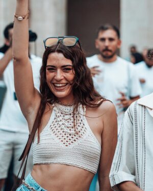 Luna Ginestet Instagram - Merci @lared.event on s’est bien amusé 🖤
.
.
.
.
@two.eyes.one.cam 📸