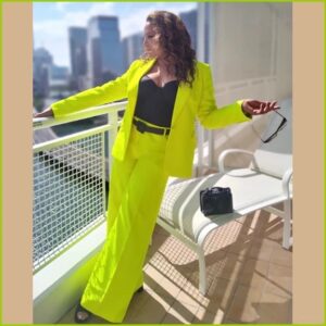 Luna Lauren Velez Instagram - Great photo shoot. I feel on top of the world! My 💖  to all who made  this happen!!!
@lagencefashion @fleurdumalnyc @beltbe @jenniferfisherjewelry @illesteva 
#womensfashion #womensaccessories #nycfashion #hotfashiontrends #wErKitGrll