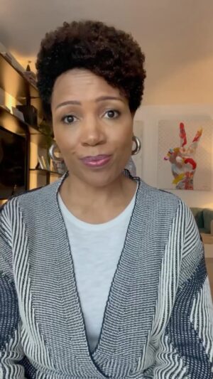 Lura Instagram - Lura sempri foi un referencia di forsa i impoderamentu femininu pa nos! E ê ka fica di fora des campanha tão forti i potenti. 

En nomi di tudo mudjer cabo-verdiana, OBRIGADA!

Nhos obi recado! 

#paradimatanu #campanha27demarço #amiêmudjercaboverdiana