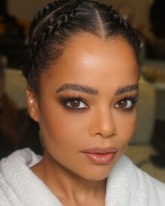 Actress Lydia West HD Instagram Photos and Wallpapers September 2022