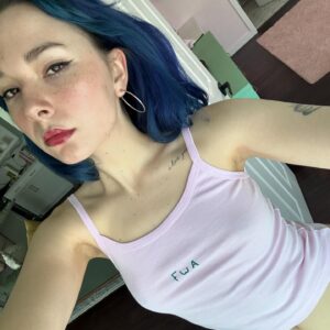 Lydia Night Instagram - 💟☝🏼👀
