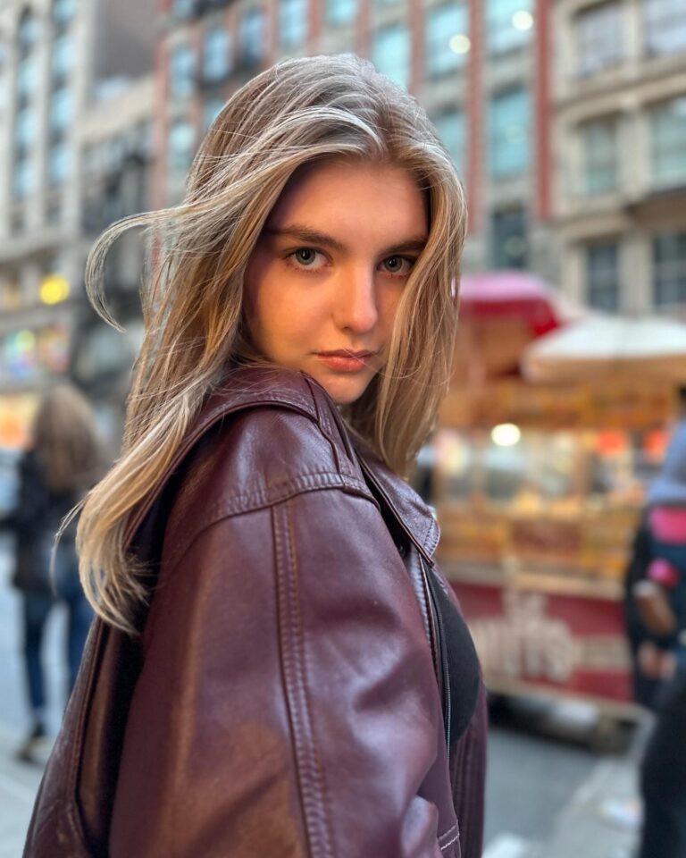 Lyliana Wray Instagram - NYC 😍