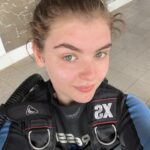 Lyliana Wray Instagram - Certified open water diver!! Thanks to @hillaryaudrey (best instructor ever!) and @sanctumnusapenida such an amazing experience.🐠