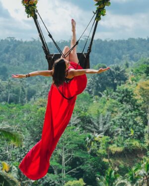 Lyndon Smith Instagram - Look, I know that no one was getting a restful night’s sleep until I finished posting Bali photos four weeks after the fact. You’re welcome.⁣
⁣
Life lessons- just say yes to the trip. Eat all the food and drink all the drinks. Pet all the animals. Go on the swing that has in no way undergone inspections. Just. Say. Yes. (Statistically speaking you’ll be fine and the stories will be epic.)