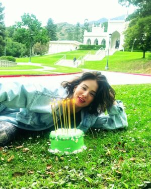 Lynn Collins Instagram - Is this the most #tauruscore post ever? Thursday’s are the busiest days of our week, but today we managed to fit in #dumplings AND #cake ! 

THANK YOU ALL FOR THE BIRTHDAY WISHES! 
🌸🤍🌸🤍🌸🤍🌸🤍🌸🤍🌸🤍🌸🤍🌸🤍
I’m having a blast sharing this planet with yall! 🕊️

Thank you @themikutashop for my #jeanjacket and @thesongbirdco for my star #earrings 🌸

#taurus #green #daisy #foodie #mom #birthday #taurusseason #nature #instagood #momlife