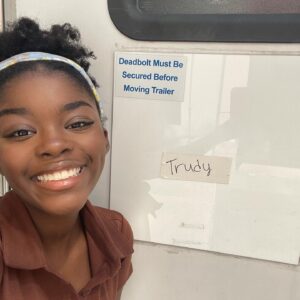 Lyric Hurd Instagram - Had a blast at work today! ❤️
#hurdgirls
