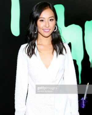 Lyrica Okano Instagram - Of course, once again, I’ve failed to take pictures of such a great styling moment 🤦🏻‍♀️ What was I thinking?! I wasn’t thinking. But anyway, thank you so much #NYCC for having us! Was so amazing to see all of you there and to see some familiar faces as well 🥰 @sondrachoi, this look was everything and thank you for making this work so last minute 🙏❤️ Gorgeous 💄 by @makeupbyemilydimant and fabulous 💇🏻 by @waltonsworld. #savedbygettyimagesonceagain