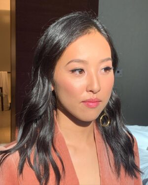 Lyrica Okano Instagram - LOVED everything about this look for #NYCC 🙌 Makeup 💄by @makeupbyemilydimant 😘 Hair 💇🏻 by @waltonsworld 💕Outfit 🥼styled by @sondrachoi 😽