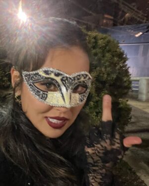 Lyrica Okano Instagram - Went to a masquerade. Felt cute, might delete later 👻🌝
