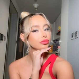 Mélissa Sbenn Instagram - HNY 🎆 2024