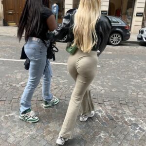 Mélissa Sbenn Instagram - One week in Paris