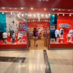 Mónica Antonópulos Instagram - Las fiestas están en @grisino.oficial 🎅 Hacer compras inteligentes y más cuando se tratan de niños, saber que lo que compres para ellos será de calidad y perdurabilidad! 🌈 @grisino.oficial ofrece calidad y propuestas para la niñez y saben qué necesidades tienen los niños y niñas y nosotras las familias ! Propuestas para el verano, para el dormir de bebés hasta la llegada a la pre adolescencia! Pasen por @grisino.oficial 50 de descuento más 20 extra más cuotas !❣️👍🏼🎈