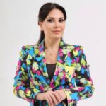 Müge Ulusoy Instagram - Yine de insan yerini unutmamalı bence ve netice itibari ile ihtiyaçtan doğan muameleye, yersiz bir anlam yüklememeli… #mügeulusoy #fotograf @ilkeruzunalan