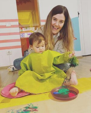 Müjgân Ferhan Şensoy Instagram - Canım kızım iki yıldır her an hayatımıza ışık saçıyorsun. Bize yaşattığın tarifsiz duygular için sana teşekkür ederim. İyi ki bizim kızımızsın, senin annen olduğum için çok şanslıyım. İyi ki doğdun, iyi ki varsın Pera’m! 🌸💕🥰🌼🧿🧿🧿 #pera2yaşında