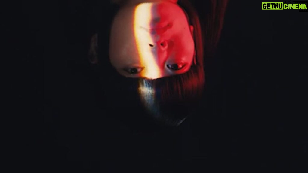 MIZYU Instagram - 新しい学校のリーダーズ 新曲【マ人間】 Music Video ☁️☁️ OUT NOW ON YOUTUBE 人間 人間 人間 マ マ マ 真 魔 間 マ マ マ人間 #マ人間 ▶️https://youtu.be/QTcAlJ8AJWk?si=wz8j6RejrwzvpXel MV Direction : Eri Yoshikawa Photography Direction : Hajime Yamazaki Drone : Michito Tanaka Hair&make up : YOUCA Music Produce: jon-YAKITORY Choreography : 新しい学校のリーダーズ ドラマ「警部補ダイマジン」オープニングテーマ🚨 #東京湾観音 #新しい学校のリーダーズ