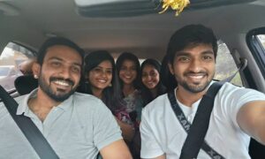 Maahi Gouthami Instagram - 💙 #chiranjeevilakshmisowbhagyavathi #swarnagirisrivenkateshwaraswami #serialactress #serial #rowdysidh #friendship #bestppl #devotional