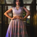 Maalavika Sundar Instagram - Heyyyyyyy !!!! Loved collaborating with @bandananarulaofficial ♥️ you guys have a fantastic collection … lots of love 🧡 @manish_ravie killer pictures da … Vera maari ♥️♥️ Thank you @beingroofa for putting this together for me… you are amazing ♥️ #onlylove