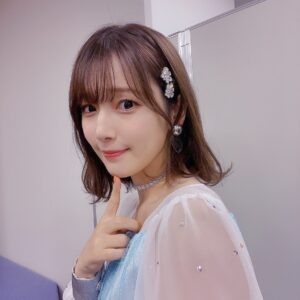 Maaya Uchida Instagram - アニメロサマーライブ2022sparkle！！

夏の大イベントが無事終わりました🌼
思い出がたくさん､､、！

みなさんのパワーで、
熱いステージになりました！

ありがとうございました😊

写真をここへ！
思い出話は、ラジオで〜☺️
