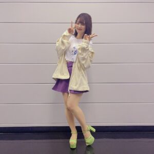 Maaya Uchida Instagram - アニメロサマーライブ2022sparkle！！

夏の大イベントが無事終わりました🌼
思い出がたくさん､､、！

みなさんのパワーで、
熱いステージになりました！

ありがとうございました😊

写真をここへ！
思い出話は、ラジオで〜☺️