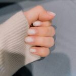 Maaya Uchida Instagram - 最近のネイル。 冬仕様でかわいい💕 ふわっとさせてます〜〜 いろいろ書きたいことたまってるなーーー！ ゆっくり書こうと思ってるのでお待ちくださいませ！