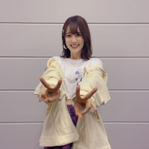 Maaya Uchida Instagram - アニメロサマーライブ2022sparkle！！

夏の大イベントが無事終わりました🌼
思い出がたくさん､､、！

みなさんのパワーで、
熱いステージになりました！

ありがとうございました😊

写真をここへ！
思い出話は、ラジオで〜☺️