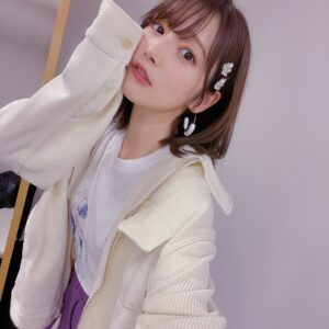 Maaya Uchida Instagram - アニメロサマーライブ2022sparkle！！

夏の大イベントが無事終わりました🌼
思い出がたくさん､､、！

みなさんのパワーで、
熱いステージになりました！

ありがとうございました😊

写真をここへ！
思い出話は、ラジオで〜☺️