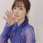 Maaya Uchida Instagram - ムビきゅんの収録してきました！ 青ワンピースのお衣装！ 髪も伸びてきたのでまとめてみたけどどうかしらー！ この日はすっきりめにしてみました。 今月の放送もみてね〜☺️✌️