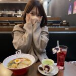 Maaya Uchida Instagram - すみぺとノイタミナカフェにいってきました！☺️ うる星やつらコラボ〜⚡️ たくさんキャラクターがいて、私服のひと時でした。 どれも美味しくて、最高に楽しかったー！ ありがとうございました🧡