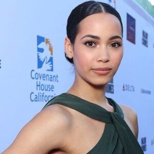 Actress Madeleine Mantock HD Instagram Photos and Wallpapers September 2017