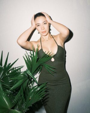 Madeleine Humphries Instagram - 🍦🍃 #magnummatchacrumble 

📸 @meetkeso