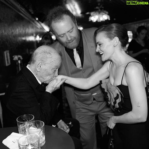 Madeline Brewer Instagram - 🎂 Happy Birthday to the Emcee !! it was an exquisite honor to celebrate the legend Joel Grey on his 92nd birthday, to hug and congratulate my friends, and to laugh & cry into my cocktail while watching the best show in New York! (big shout to @jennyandersonphoto for capturing a moment I willlll neveerrrrr forrrrgeeeet and Eddie for the invite and Adam Speers my good bud for the intro!!! Eeeeeee!)