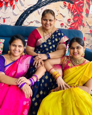 Madhu Reddy Instagram - Happy Mother’s Day Amma❤️🙌 @purvikaareddy 

#instagram #insta #post #viral #newpost #trending #mothersday #motherlove #motherdaughter #lovelife #mother #trendingaudio #trendy #amma #ammlove #effections #happy #feel #reelitfeelit❤️❤️ #feelings #mothers #happytime