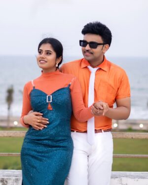 Madhumitha Instagram - Anbe Vaa 🤍🤍🤍
#anchor#actor#azhar#as#mgr#bigfan#of#mgrsongs#with#madhumithaillayaraja#suntv#vijaytv 

Pics : @didit.clickyourmoments 

Manager : @i__am__monty